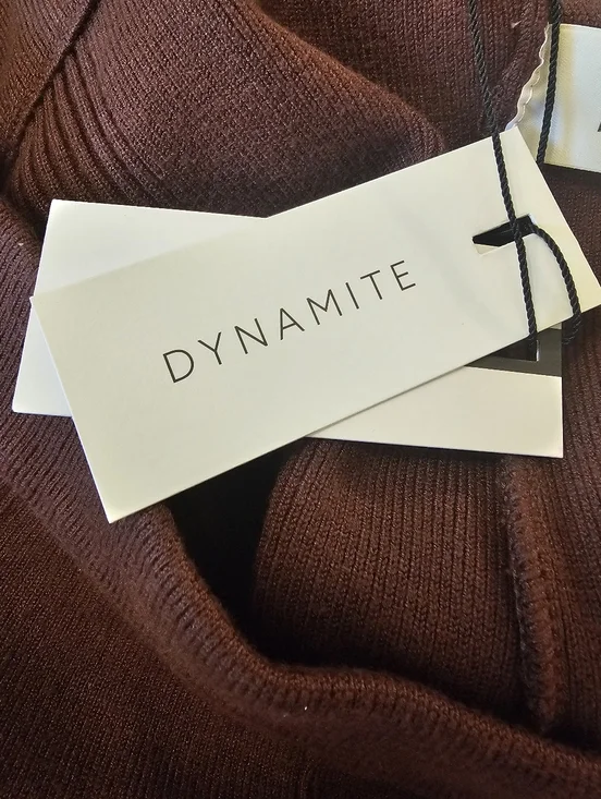 Brown Dynamite Women's Rib Yarn Shorts - Picture 5 of 9